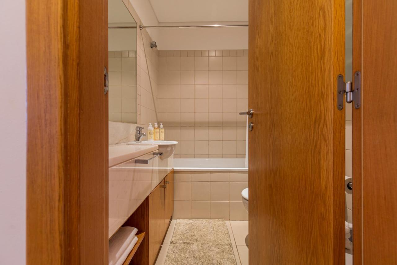River View Apartment By Lisbon Heart Bagian luar foto